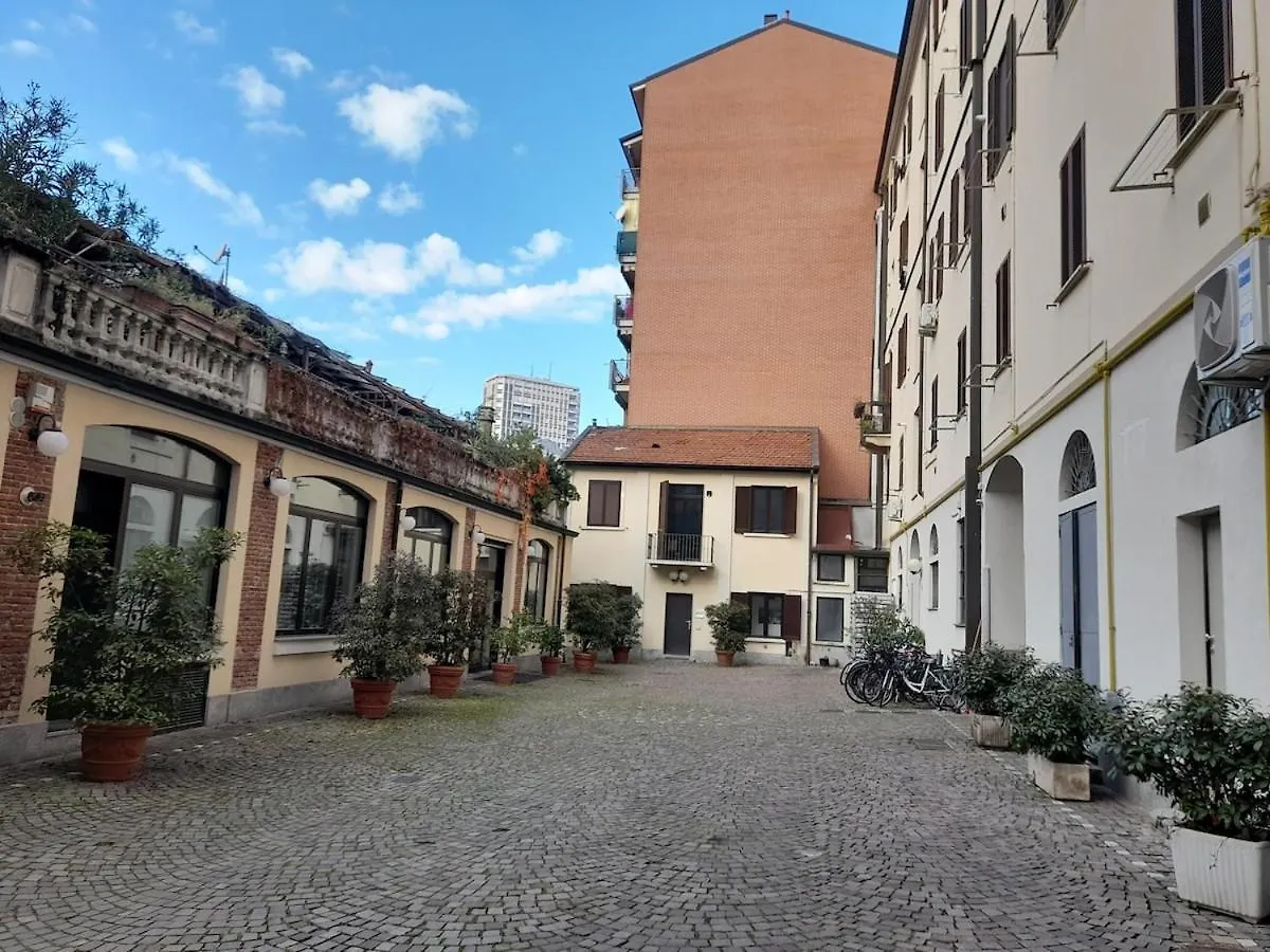 Milano Centro Apartment Italy